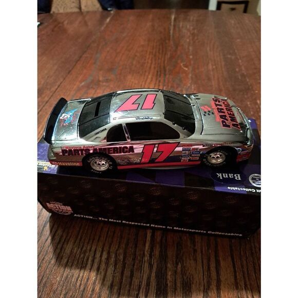 Vintage 96 Action Platinum Darrell Waltrip Parts America Chrome Die Cast Nascar - Picture 4 of 12